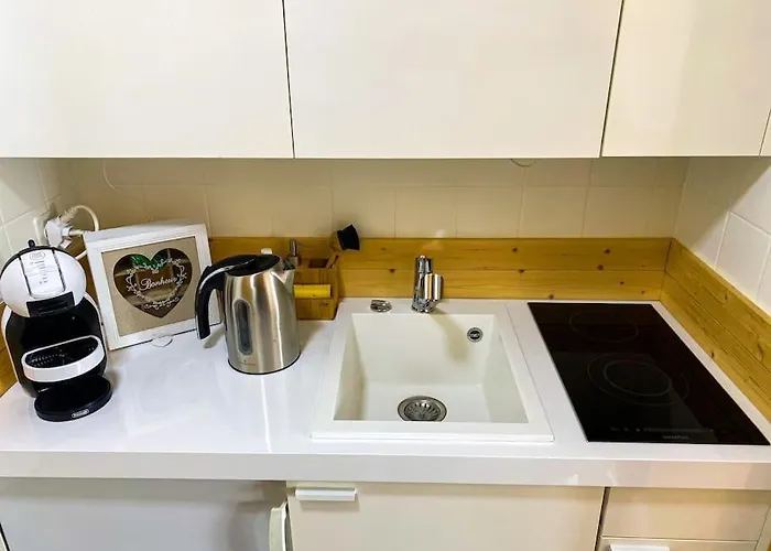 Cosy Au Calme Avec Terrasse Vue Sur Alpes Кран-Монтана