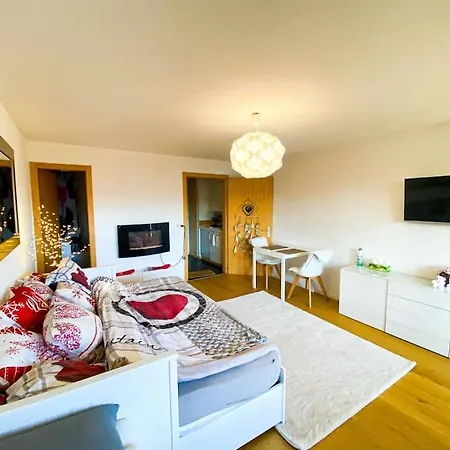 Appartement Cosy Au Calme Avec Terrasse Vue Sur Alpes Crans-Montana